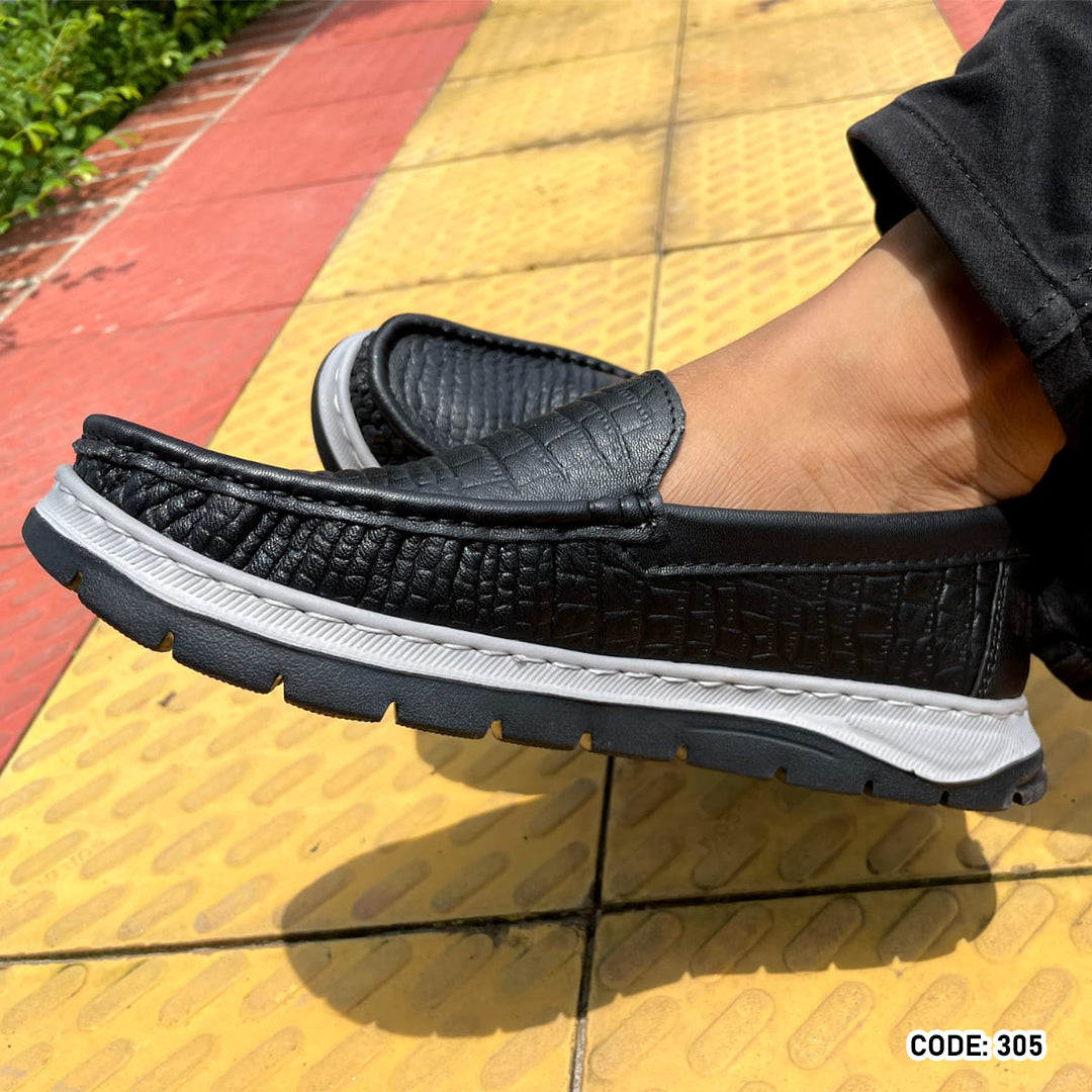 Casual Leather Crocodile Dice Loafer Shoes For Men- 305