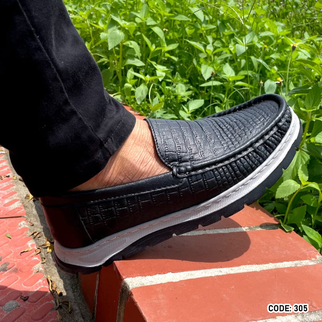 Casual Leather Crocodile Dice Loafer Shoes For Men- 305