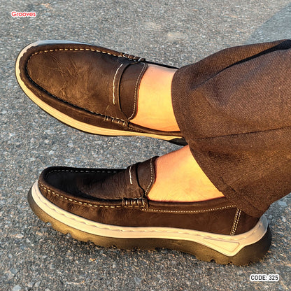 Genuine COW Leather Super Comfortable Casual Shoes -325